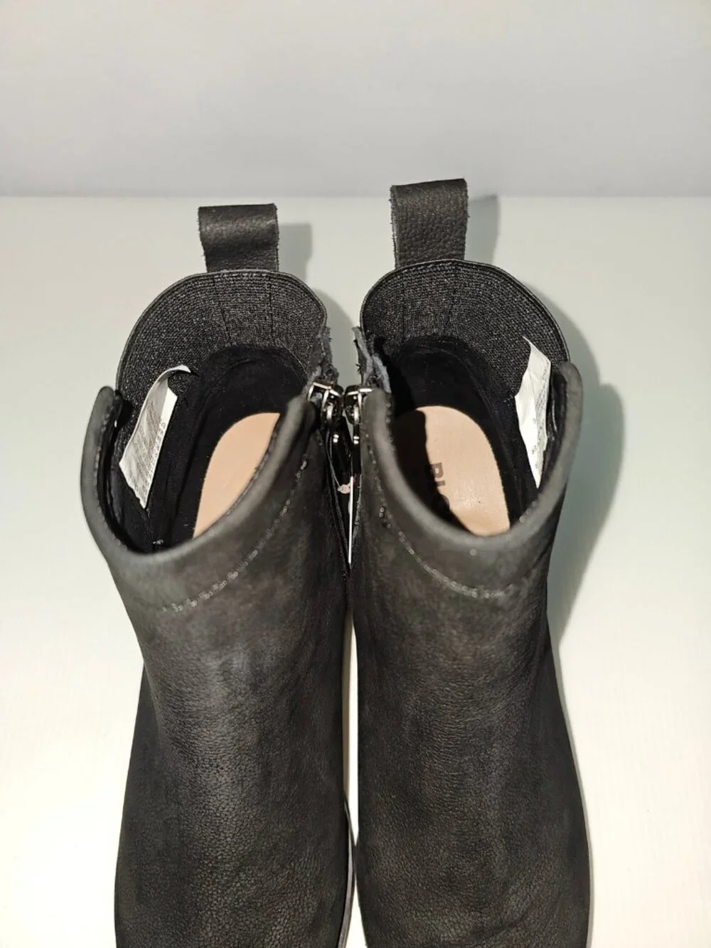 Blondo Shyne Waterproof Ankle Boot Womens 9.5 Black Nubuck Lug Sole Comfort NEW